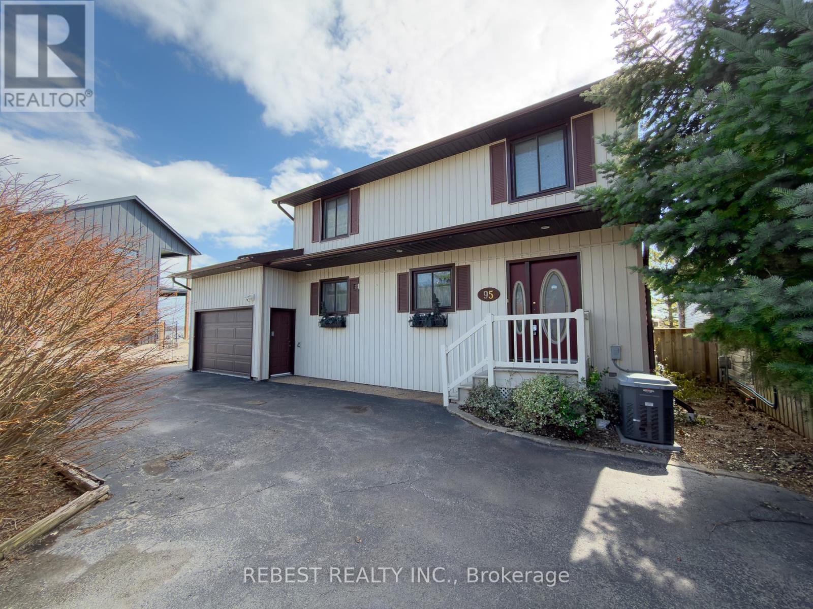 95 Haldimand County 17 Road, Haldimand, Ontario  N1A 2W4 - Photo 4 - X12954082