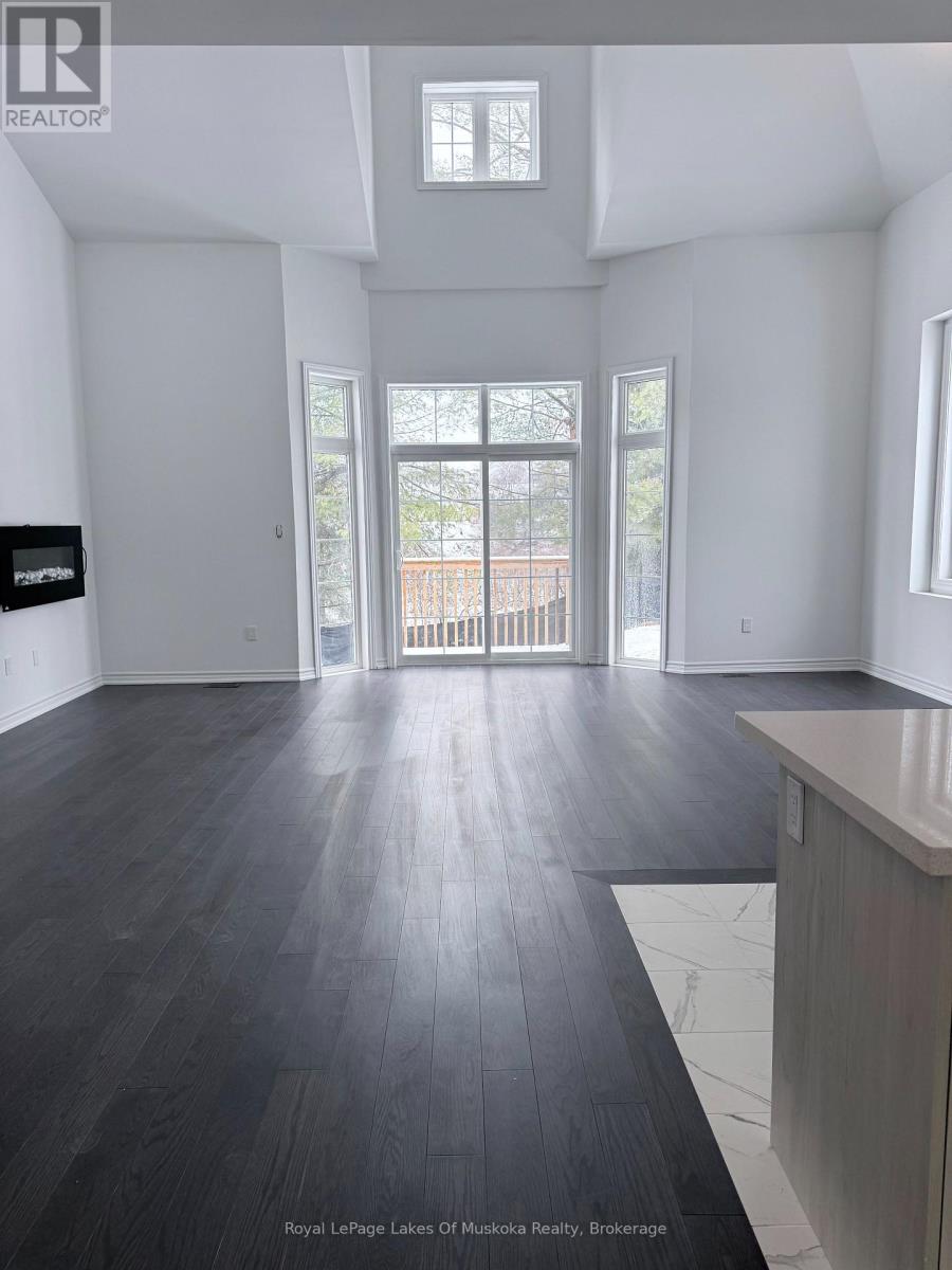 16 Turnberry Court, Bracebridge, Ontario  P1L 0N5 - Photo 5 - X12992944