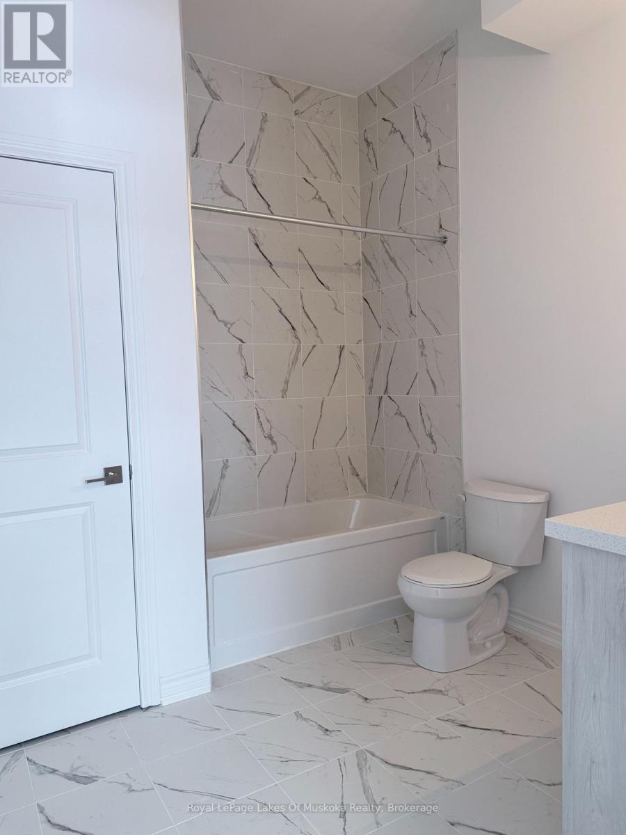 16 Turnberry Court, Bracebridge, Ontario  P1L 0N5 - Photo 7 - X12992944