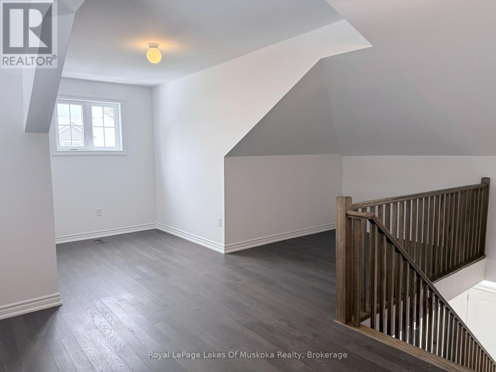 16 Turnberry Court, Bracebridge, Ontario  P1L 0N5 - Photo 8 - X12992944