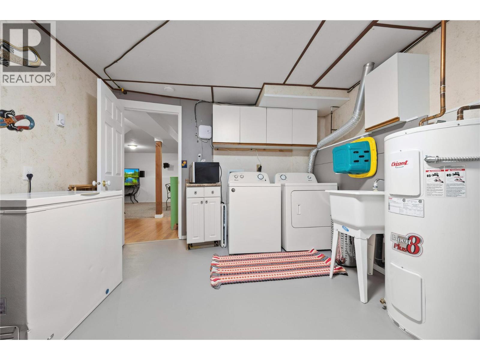 5882 Victoria Street, Peachland, British Columbia  V0X 1X4 - Photo 26 - 10383241