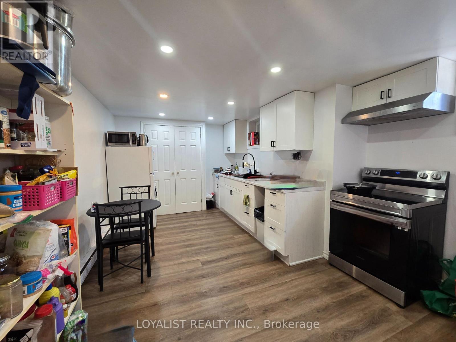 220 Parrott Drive, Belleville, Ontario  K8N 4N9 - Photo 12 - X12992916