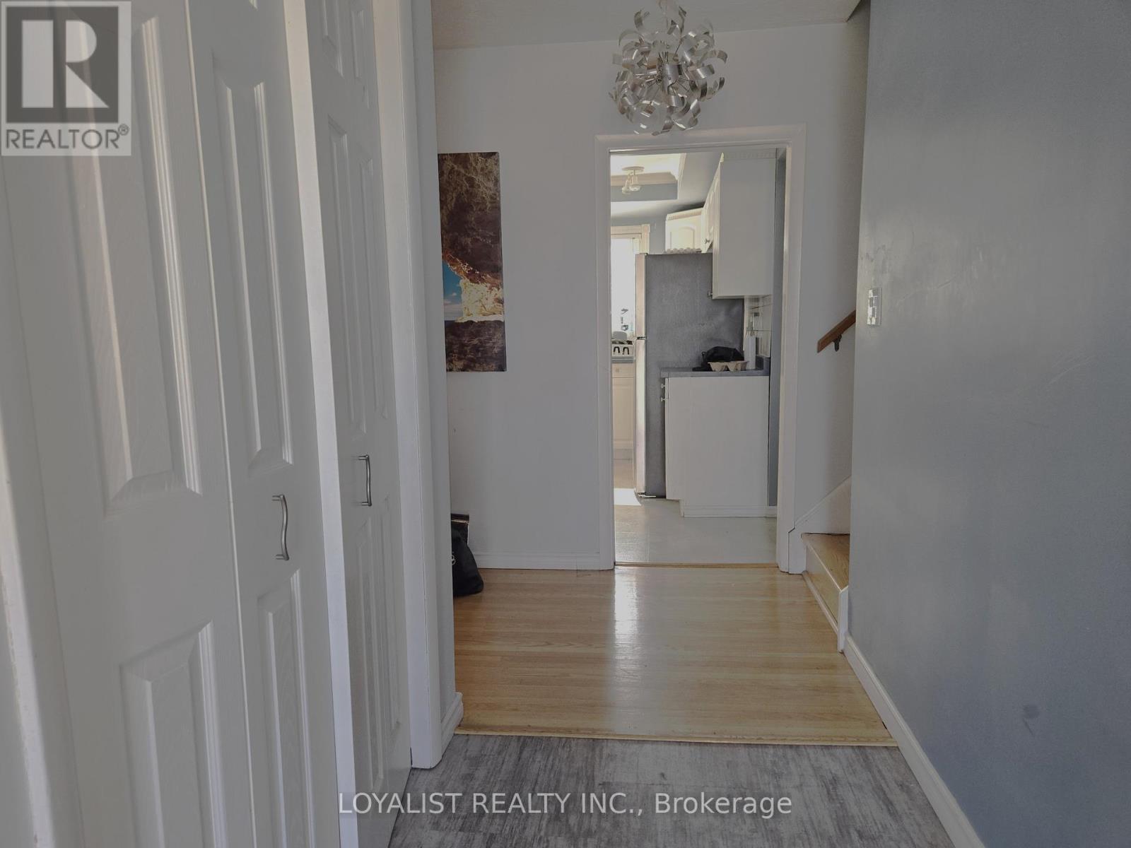 220 Parrott Drive, Belleville, Ontario  K8N 4N9 - Photo 6 - X12992916