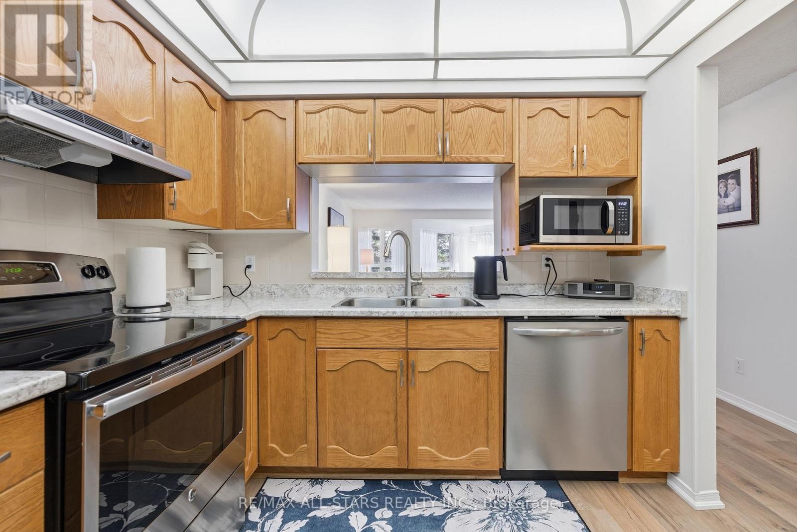 312 - 4 Heritage Way, Kawartha Lakes, Ontario  K9V 5Z2 - Photo 12 - X12993098