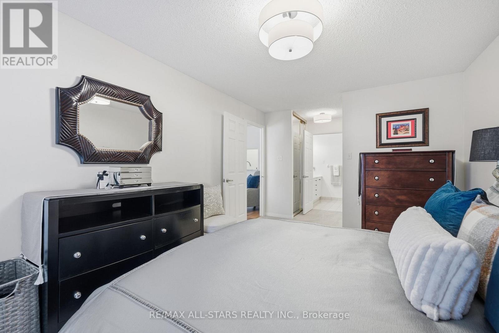 312 - 4 Heritage Way, Kawartha Lakes, Ontario  K9V 5Z2 - Photo 27 - X12993098