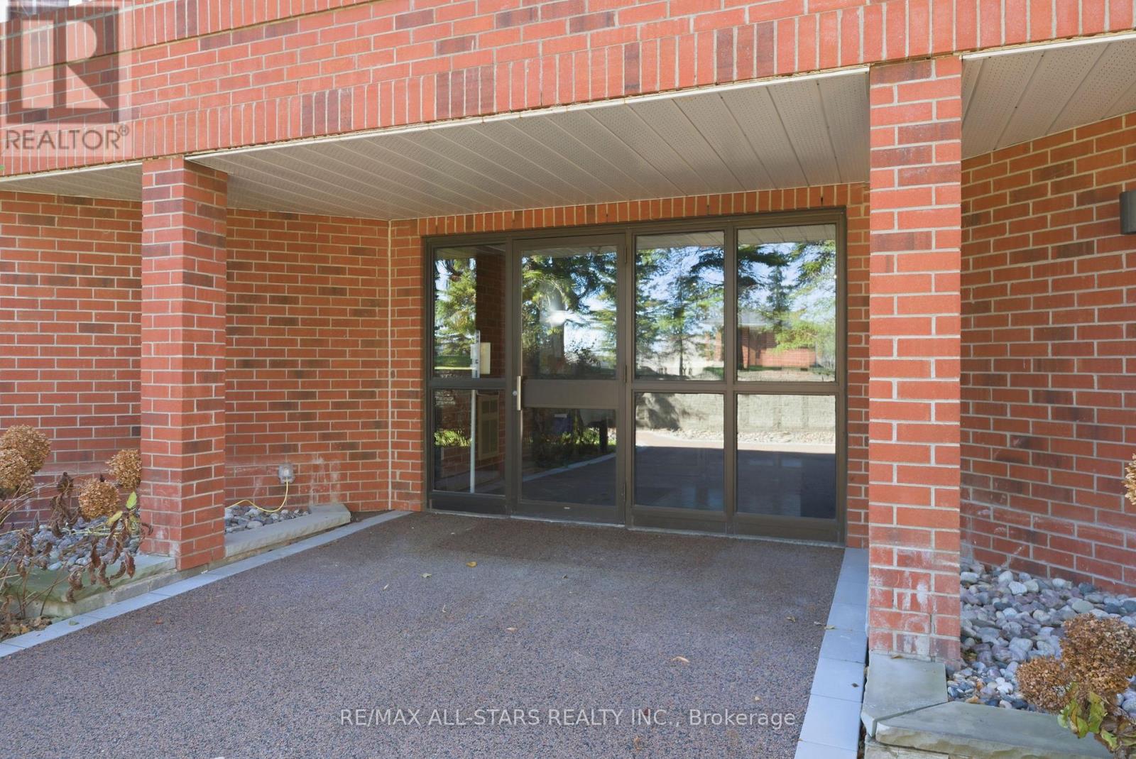 312 - 4 Heritage Way, Kawartha Lakes, Ontario  K9V 5Z2 - Photo 38 - X12993098