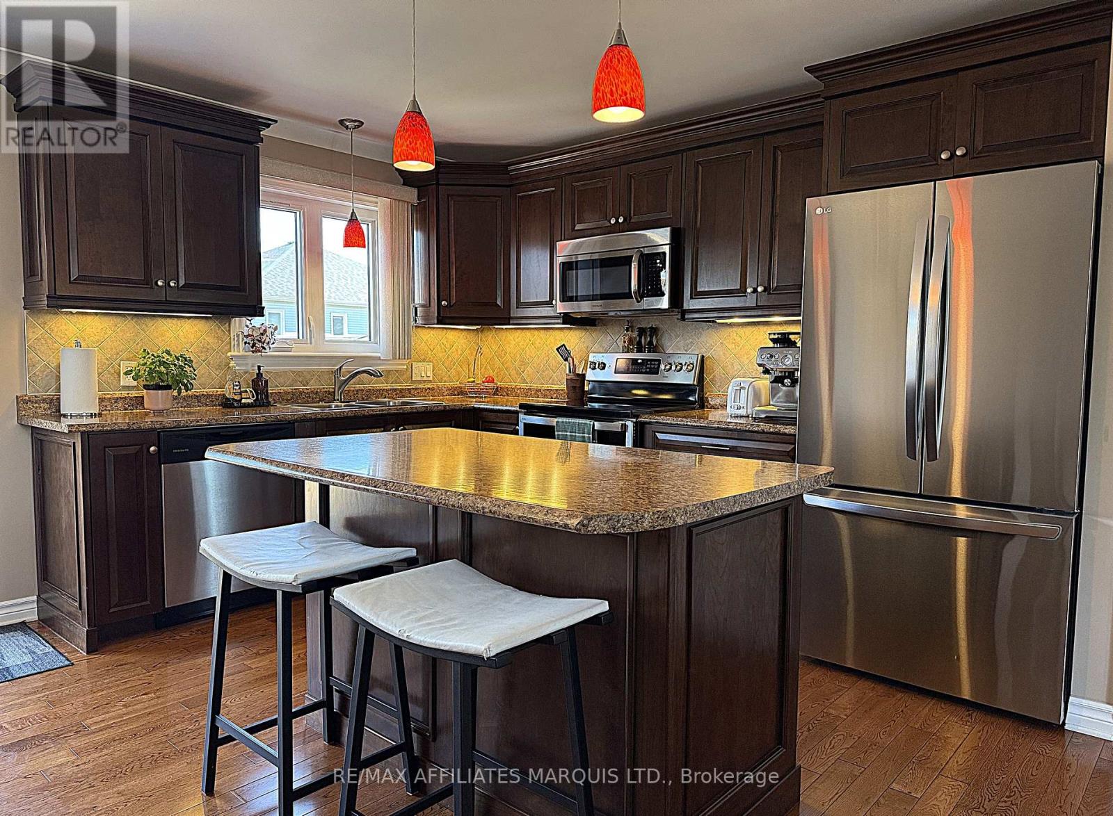 1313 Arba Court, Cornwall, Ontario K6H 0A9 - Photo 10 - X12993036