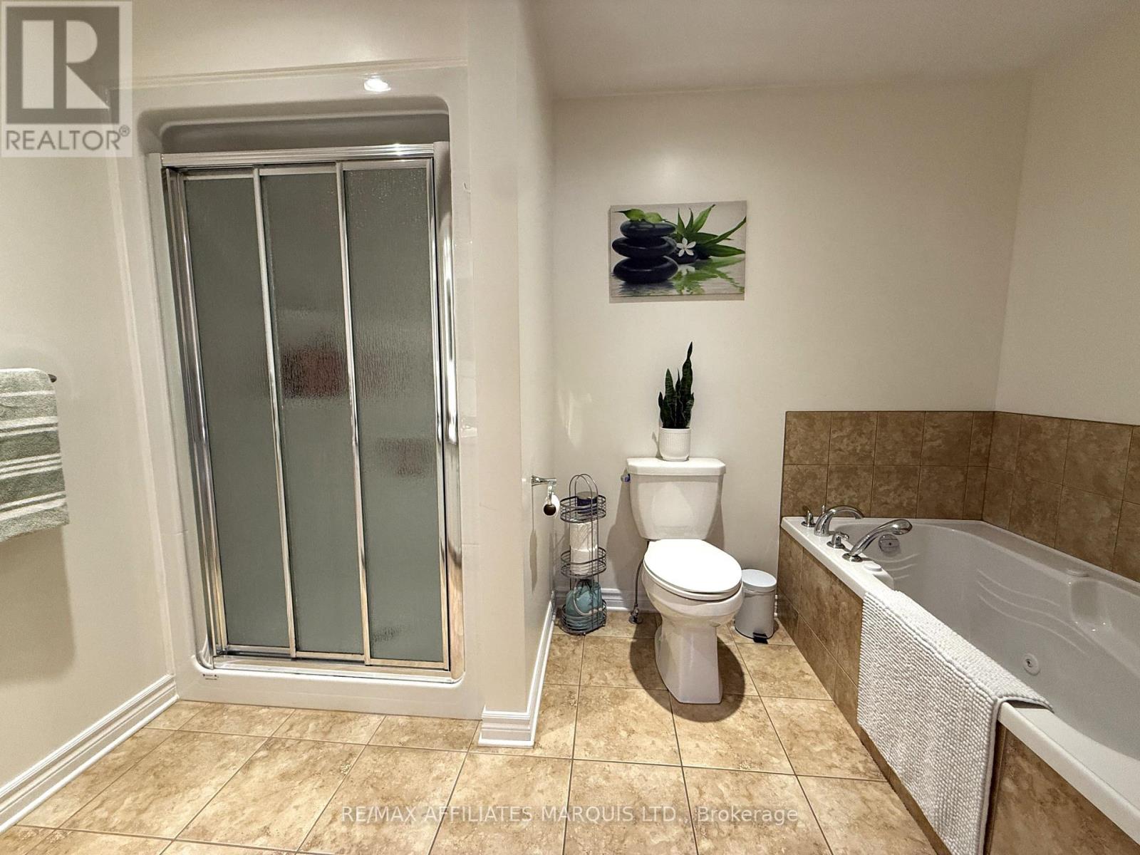 1313 Arba Court, Cornwall, Ontario K6H 0A9 - Photo 13 - X12993036