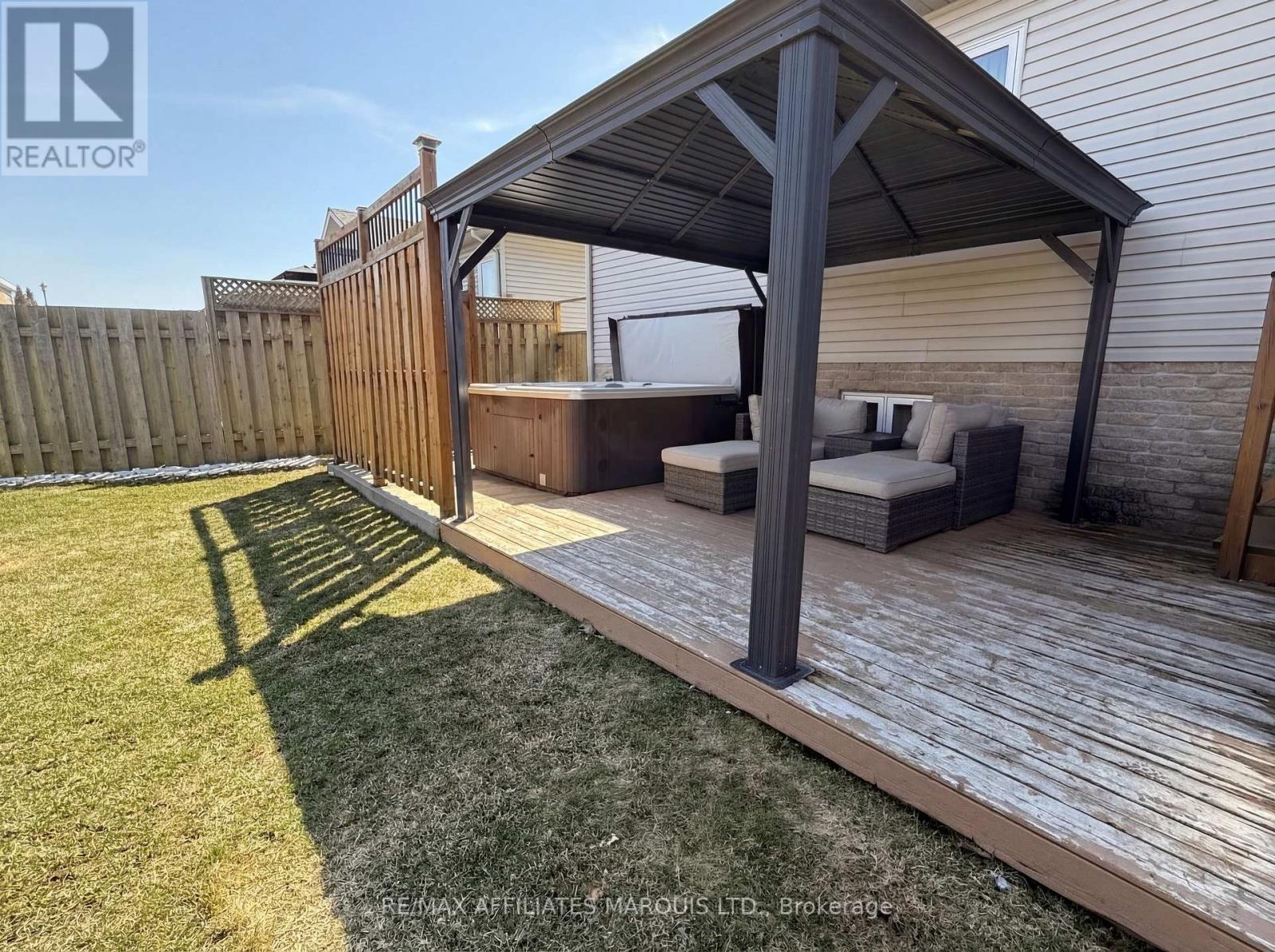 1313 Arba Court, Cornwall, Ontario K6H 0A9 - Photo 24 - X12993036