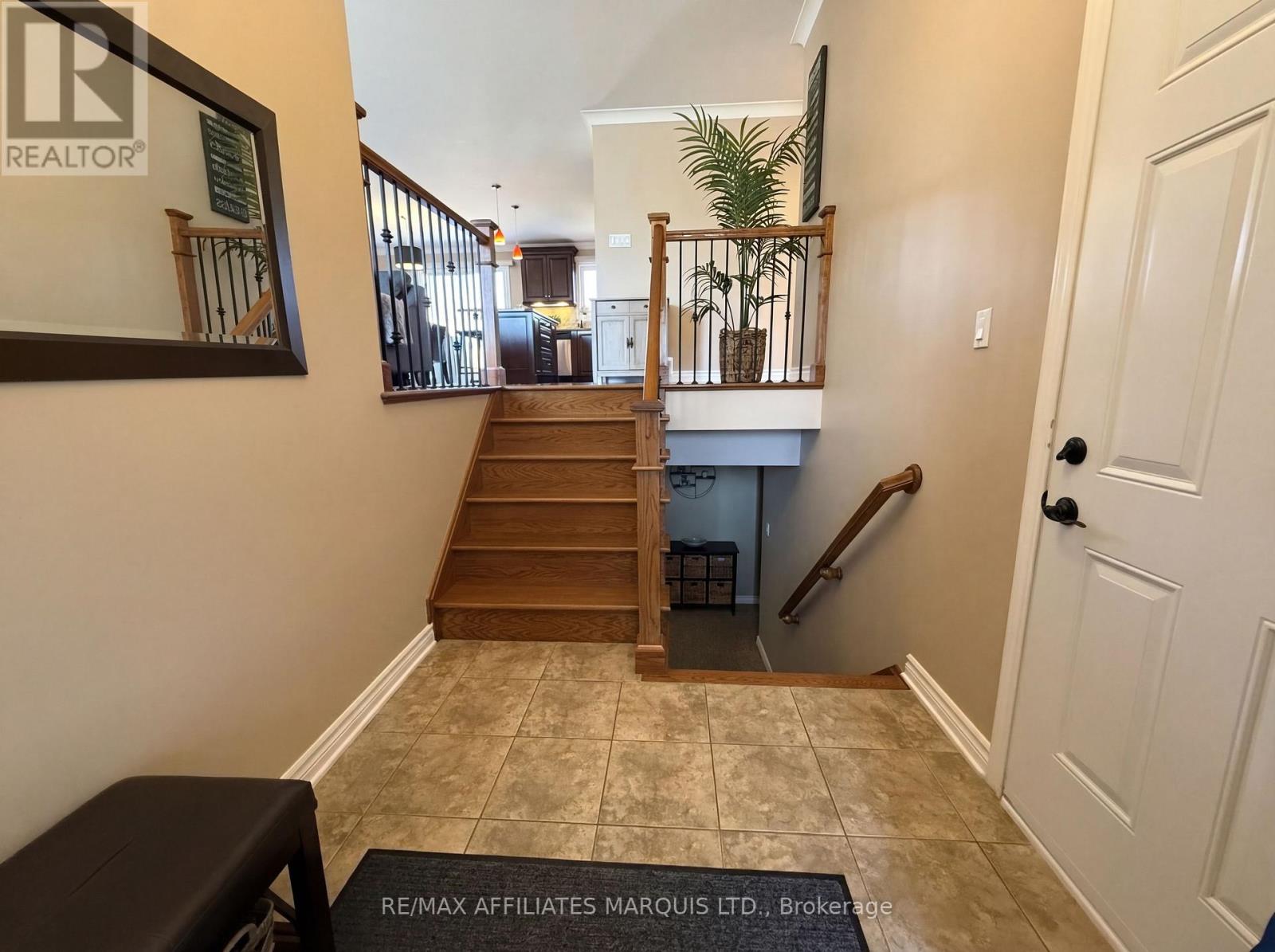 1313 Arba Court, Cornwall, Ontario K6H 0A9 - Photo 3 - X12993036