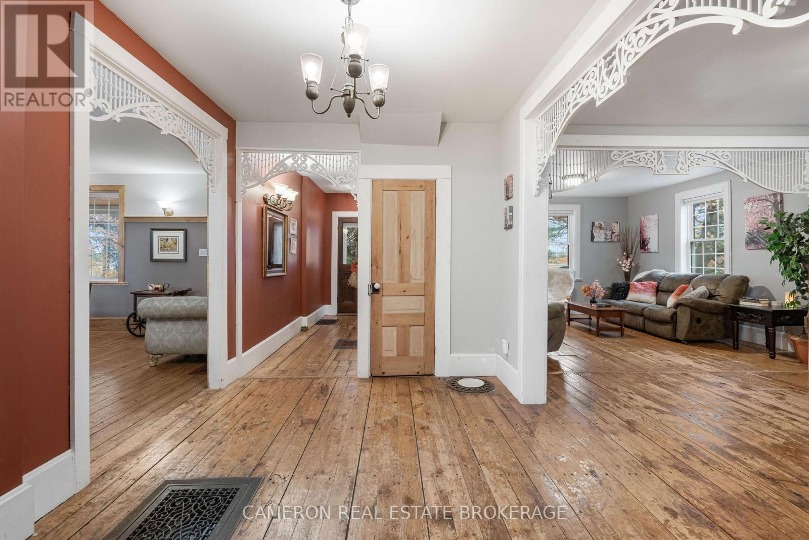 37 Duncan Street, South Glengarry, Ontario  K0C 1N0 - Photo 15 - X12993106