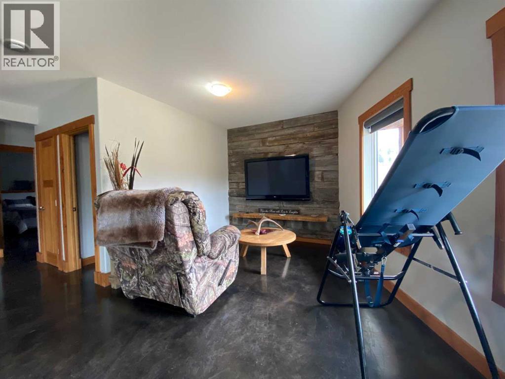 5302 19 Avenue, Coleman, Alberta  T0K 0E0 - Photo 39 - A2300949