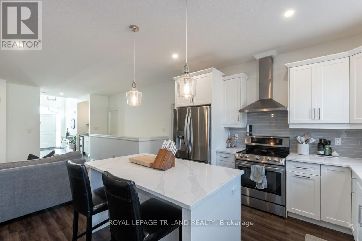 102 - 9861 Glendon Drive, Middlesex Centre, Ontario  N0L 1R0 - Photo 11 - X12993014