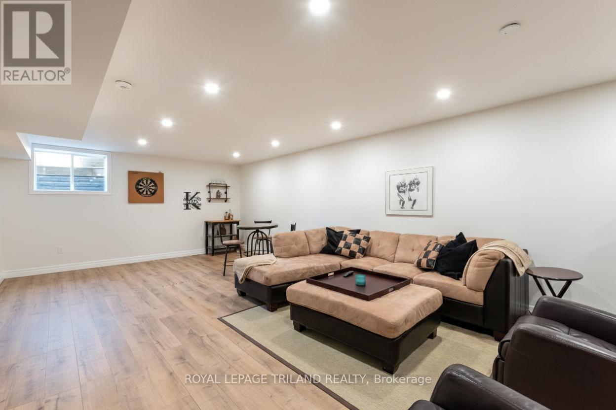 102 - 9861 Glendon Drive, Middlesex Centre, Ontario  N0L 1R0 - Photo 30 - X12993014