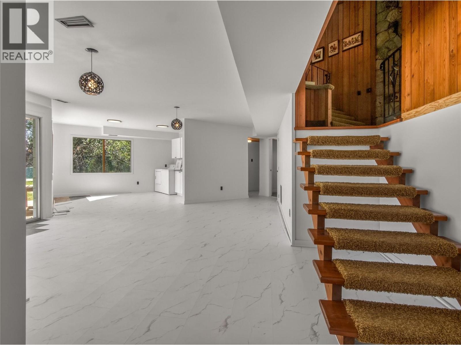 2110 Naramata Road, Naramata, British Columbia  V0H 1N1 - Photo 21 - 10382698