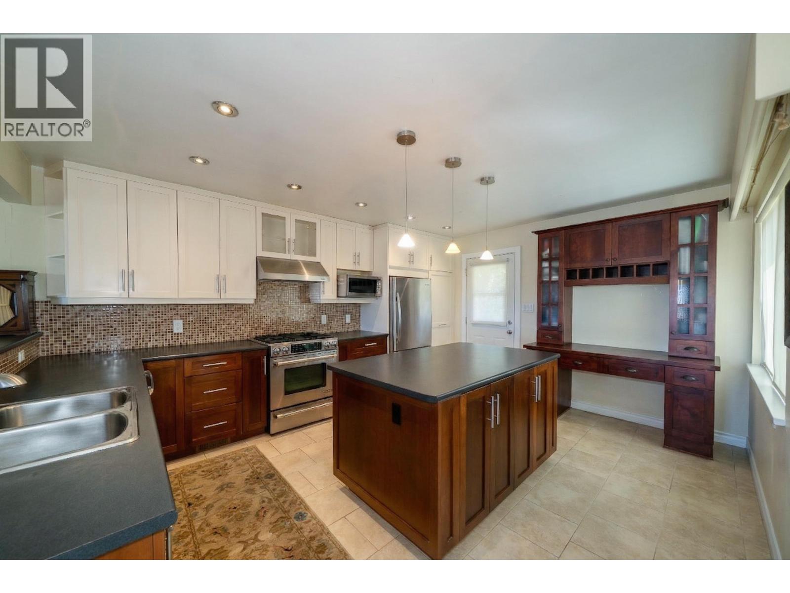 2244 W 32nd Avenue, Vancouver, British Columbia  V6L 2B2 - Photo 6 - R3108933