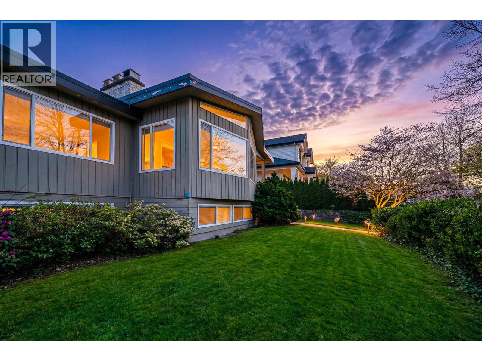 2244 W 32ND AVENUE, Vancouver, British Columbia