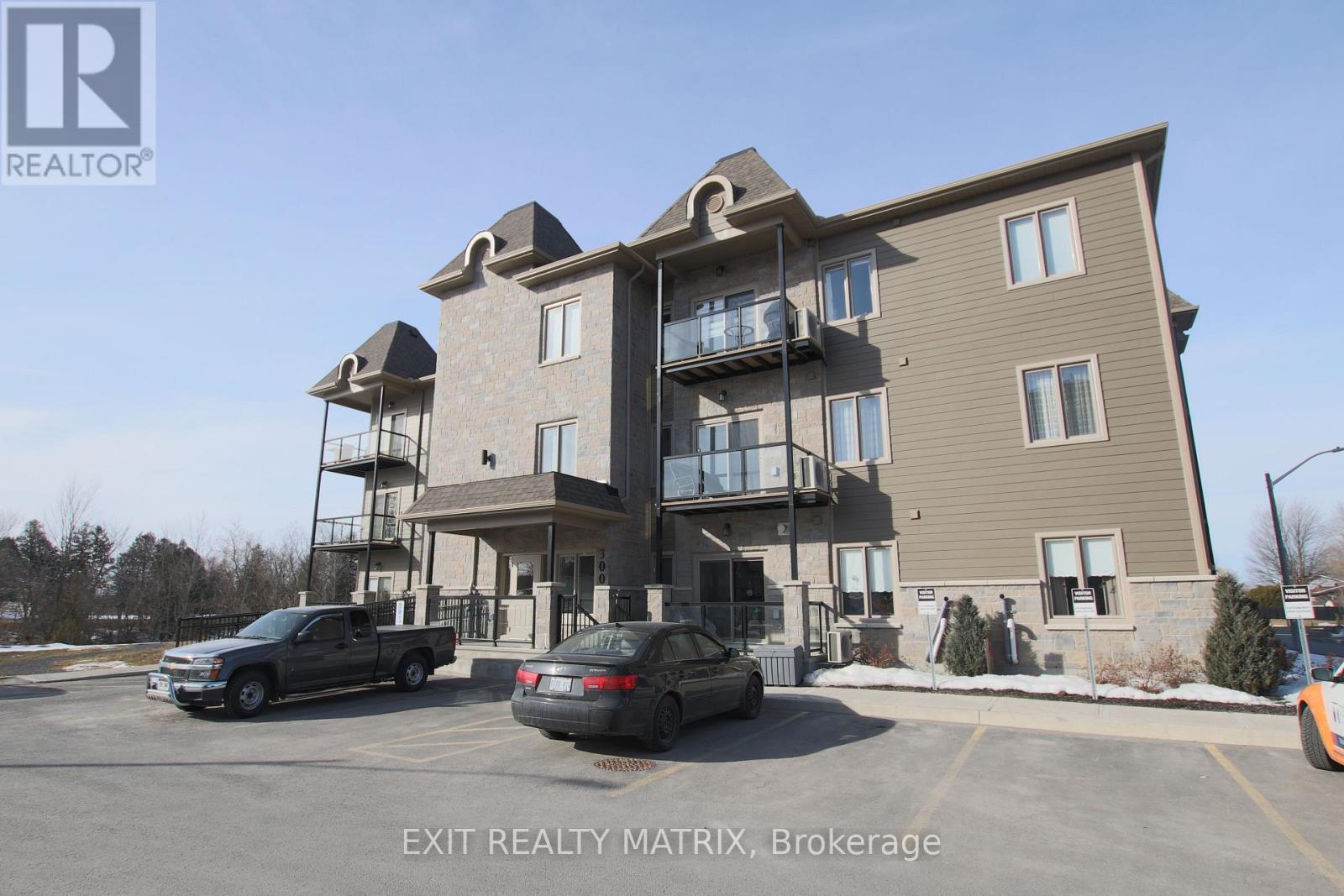 305 - 300 SOLSTICE CRESCENT, Russell, Ontario