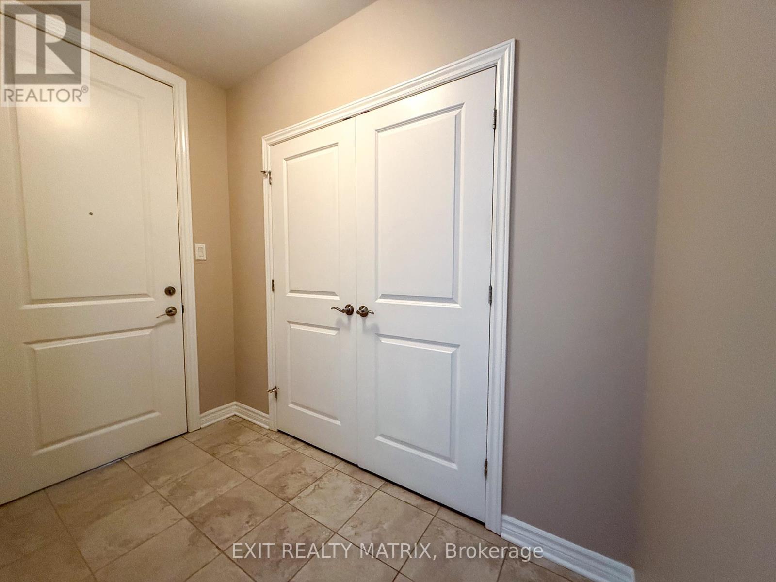 305 - 300 Solstice Crescent, Russell, Ontario  K0A 1W0 - Photo 2 - X12992924