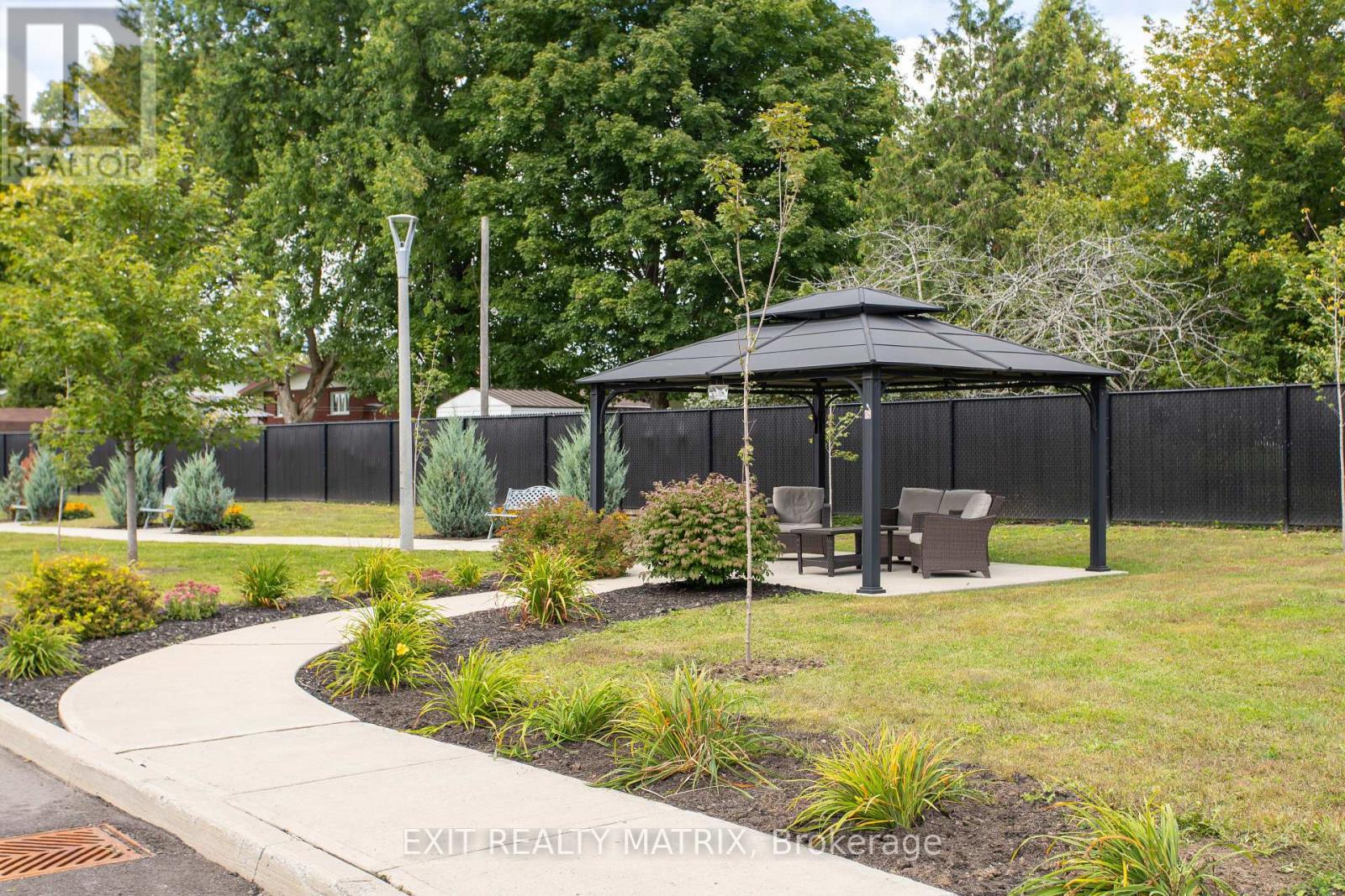 305 - 300 Solstice Crescent, Russell, Ontario  K0A 1W0 - Photo 34 - X12992924