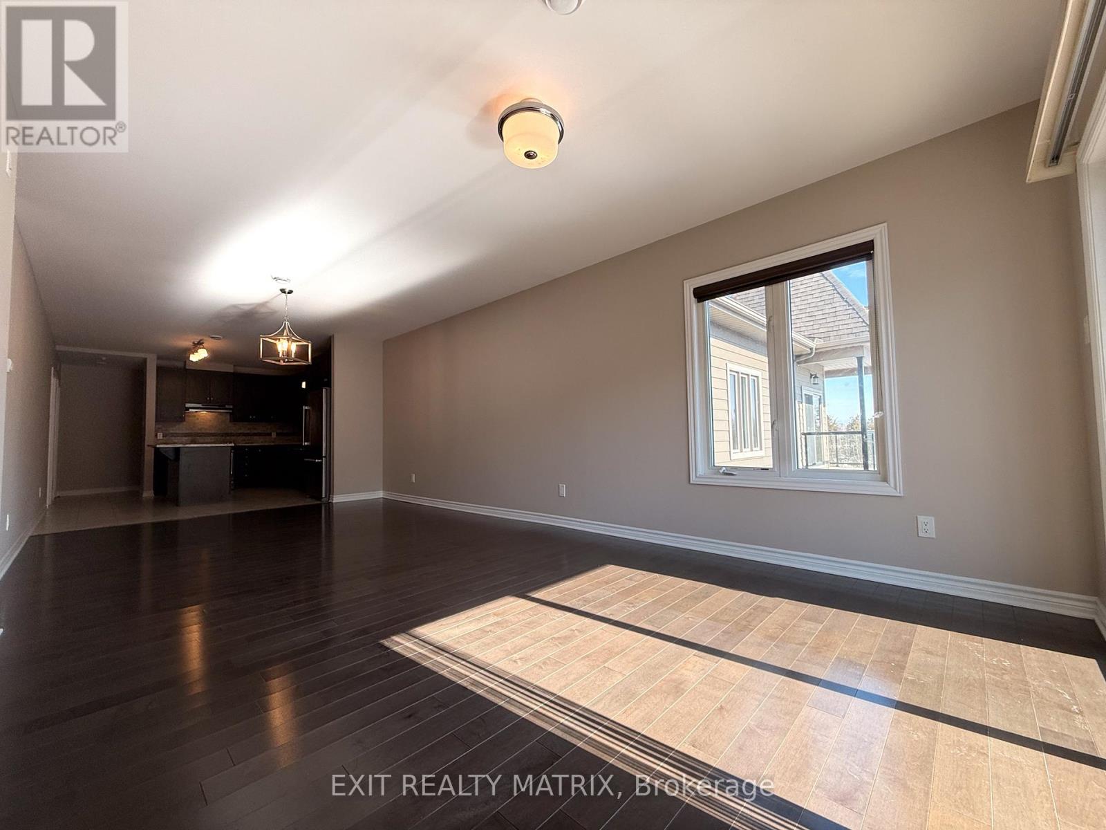 305 - 300 Solstice Crescent, Russell, Ontario  K0A 1W0 - Photo 5 - X12992924