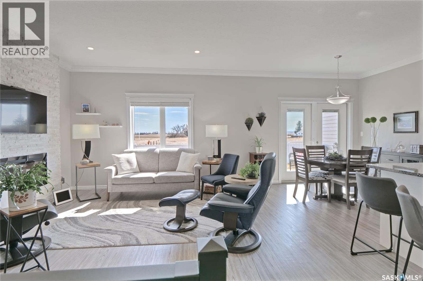 503 1015 Bradley Street, Moose Jaw, Saskatchewan  S6H 5Y4 - Photo 3 - SK032815