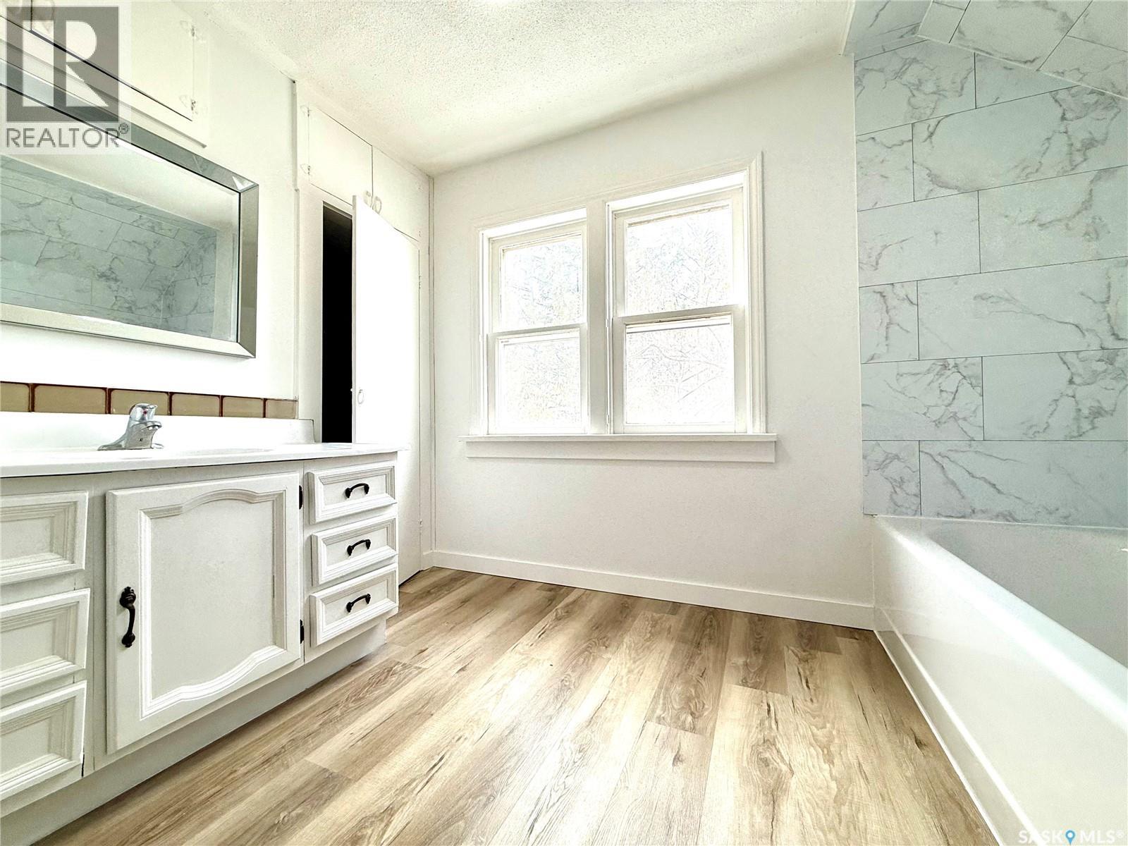 306 Gladstone Avenue S, Yorkton, Saskatchewan  S3N 3W3 - Photo 14 - SK032795