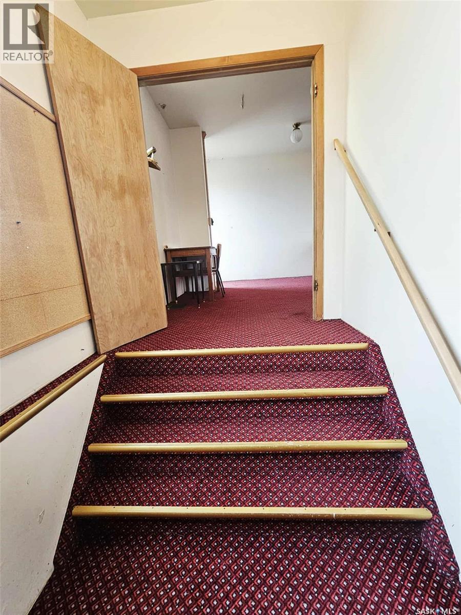 444 Esterhazy Street, Esterhazy, Saskatchewan  S0A 0X0 - Photo 2 - SK032728