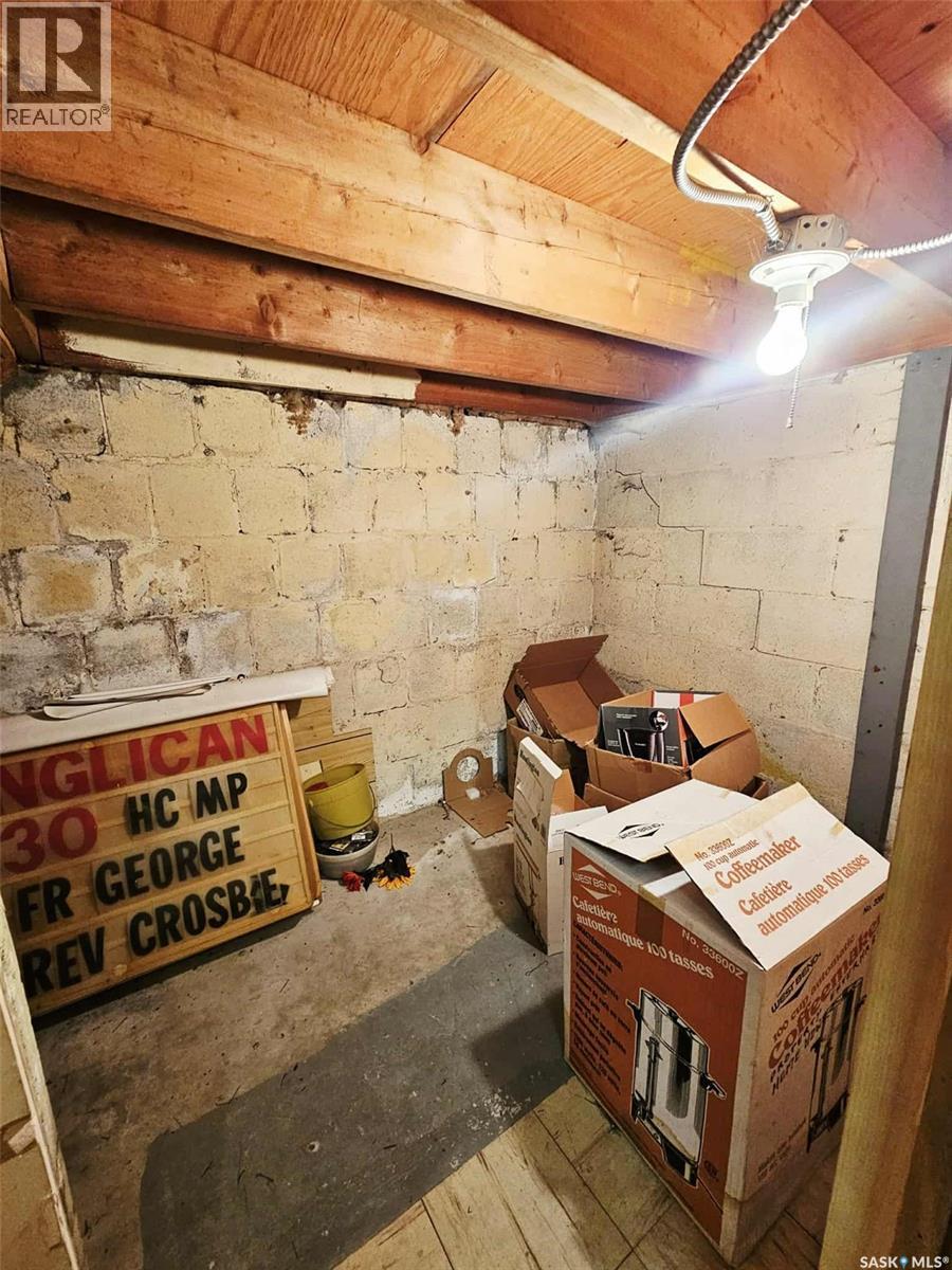 444 Esterhazy Street, Esterhazy, Saskatchewan  S0A 0X0 - Photo 24 - SK032728