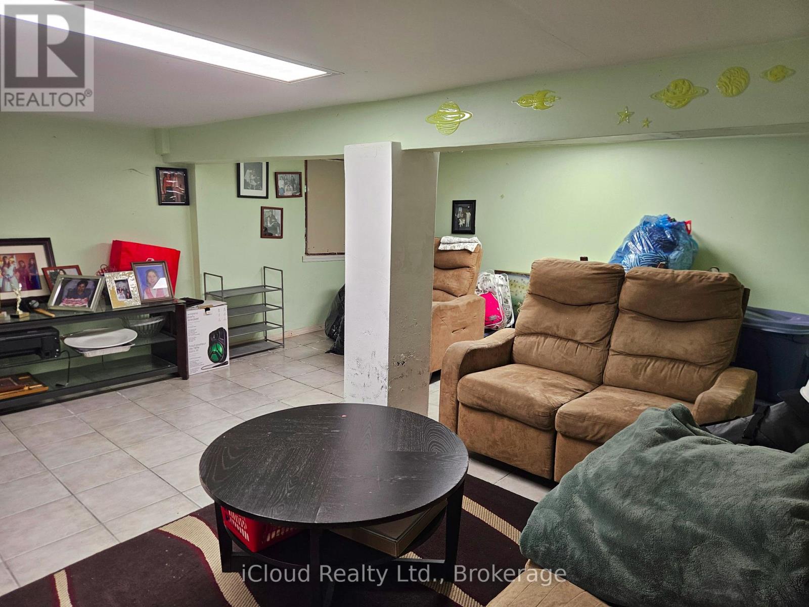 104 Mcroberts Avenue, Toronto, Ontario  M6E 4P5 - Photo 16 - W12719338