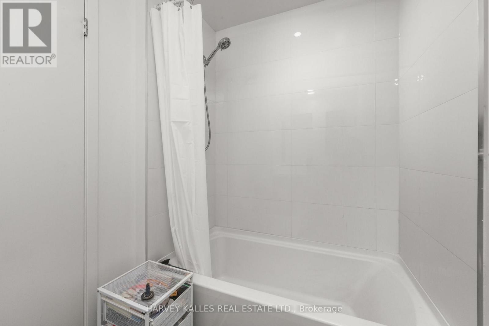 716 - 50 O'neill Road, Toronto, Ontario  M3C 0R1 - Photo 12 - C12992920