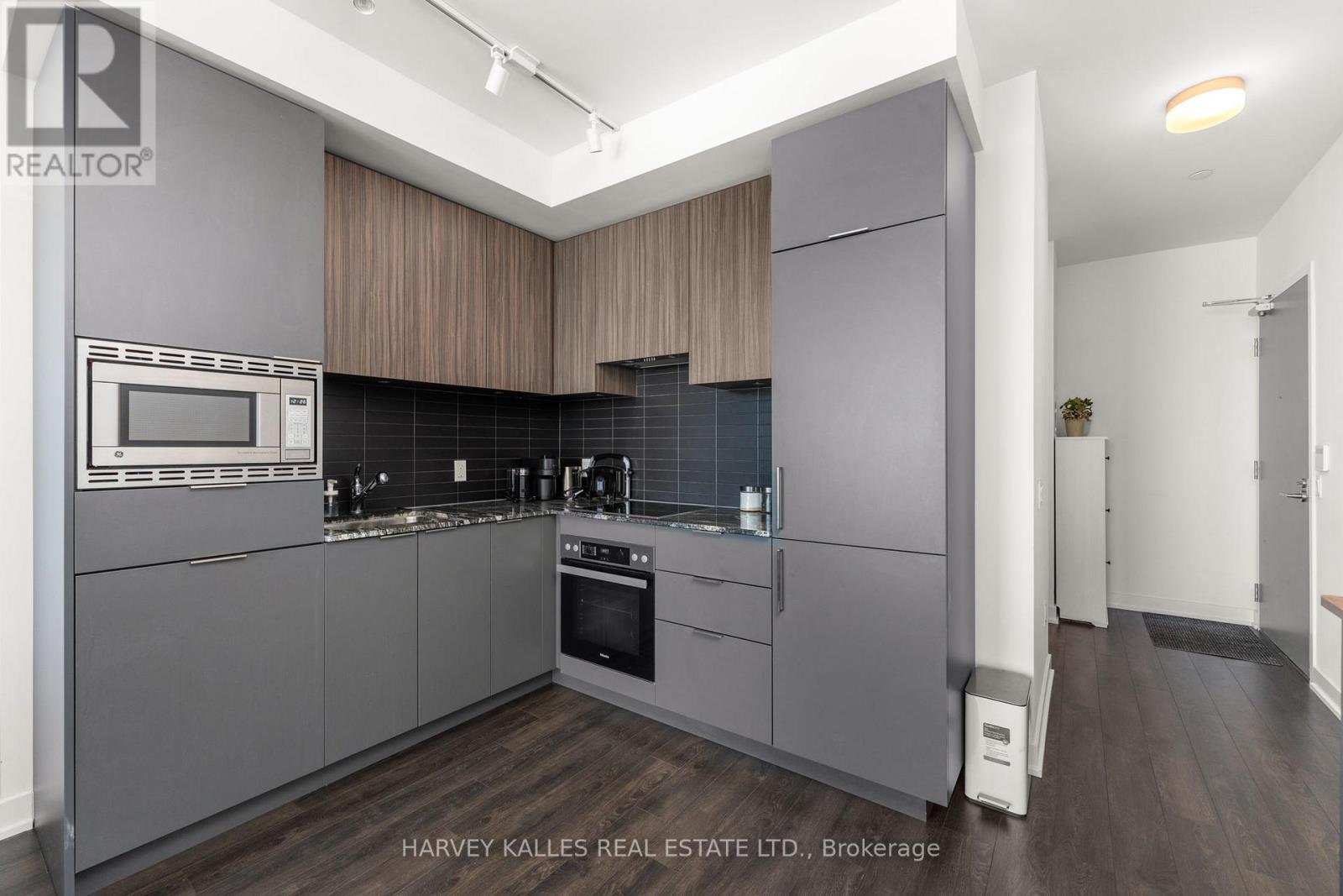 716 - 50 O'neill Road, Toronto, Ontario  M3C 0R1 - Photo 3 - C12992920