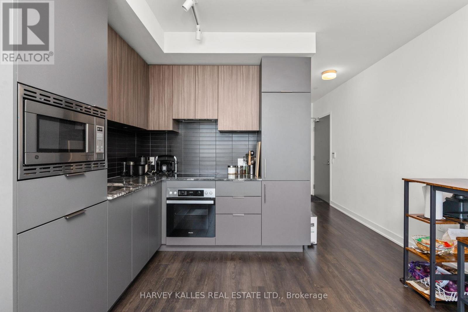 716 - 50 O'neill Road, Toronto, Ontario  M3C 0R1 - Photo 4 - C12992920