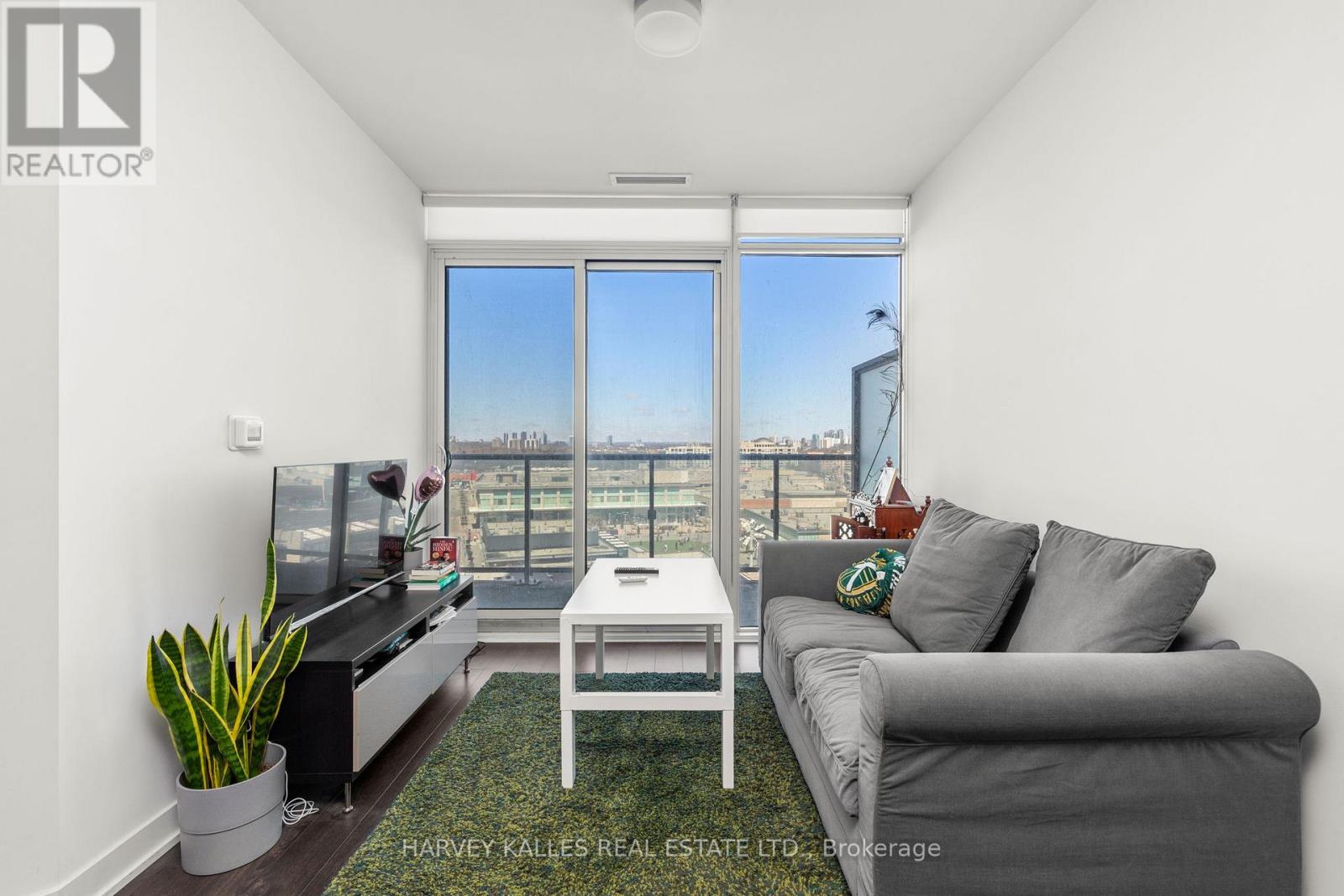 716 - 50 O'neill Road, Toronto, Ontario  M3C 0R1 - Photo 7 - C12992920