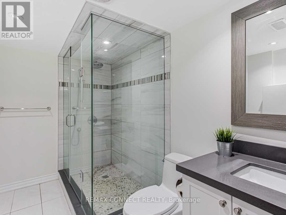 107 Sweeney Drive, Toronto, Ontario  M4A 1T8 - Photo 18 - C12992928