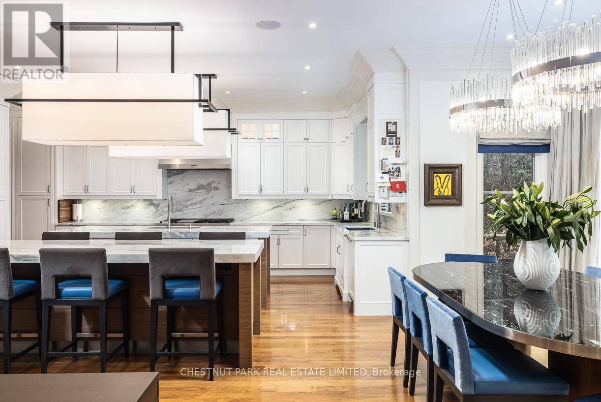 9 Dewbourne Avenue, Toronto, Ontario M5P 1Z1 - Photo 15 - C12992952