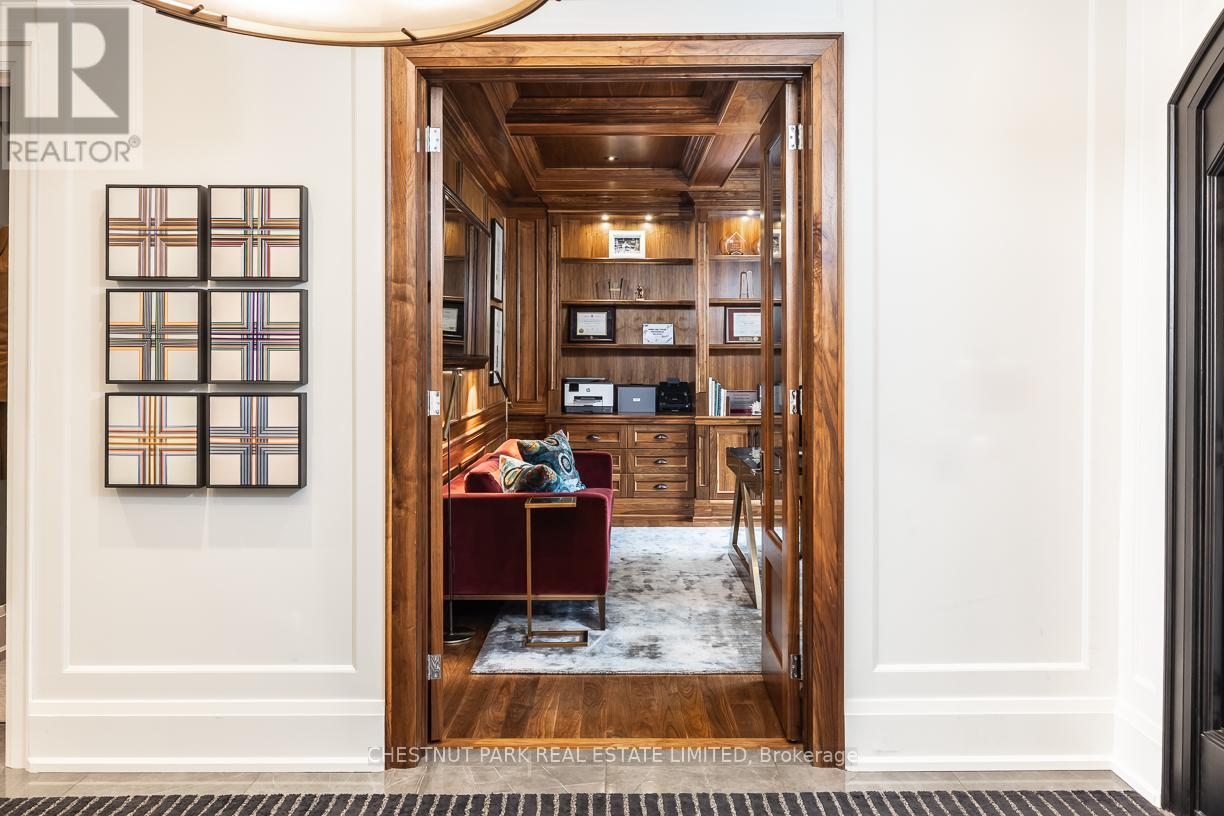 9 Dewbourne Avenue, Toronto, Ontario M5P 1Z1 - Photo 19 - C12992952