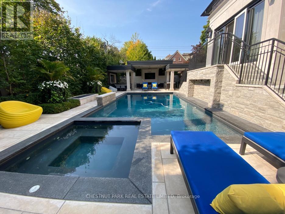 9 Dewbourne Avenue, Toronto, Ontario M5P 1Z1 - Photo 41 - C12992952