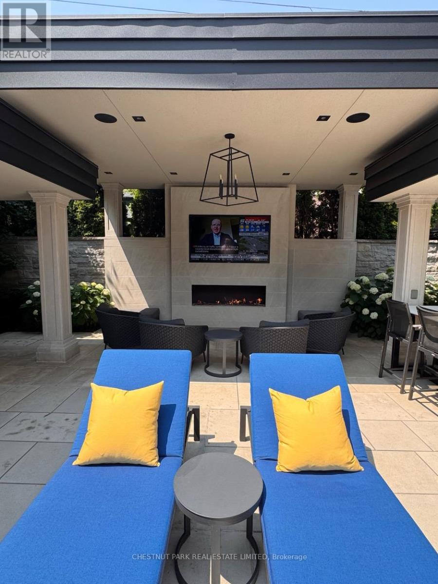 9 Dewbourne Avenue, Toronto, Ontario M5P 1Z1 - Photo 43 - C12992952