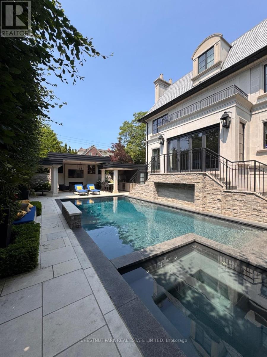 9 Dewbourne Avenue, Toronto, Ontario M5P 1Z1 - Photo 45 - C12992952