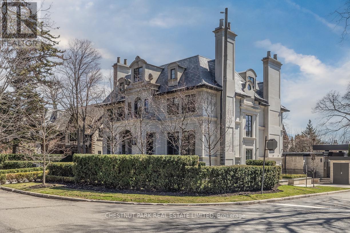 9 Dewbourne Avenue, Toronto, Ontario M5P 1Z1 - Photo 46 - C12992952