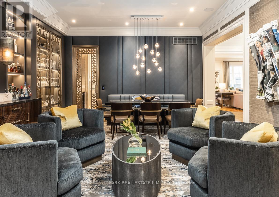 9 Dewbourne Avenue, Toronto, Ontario M5P 1Z1 - Photo 5 - C12992952