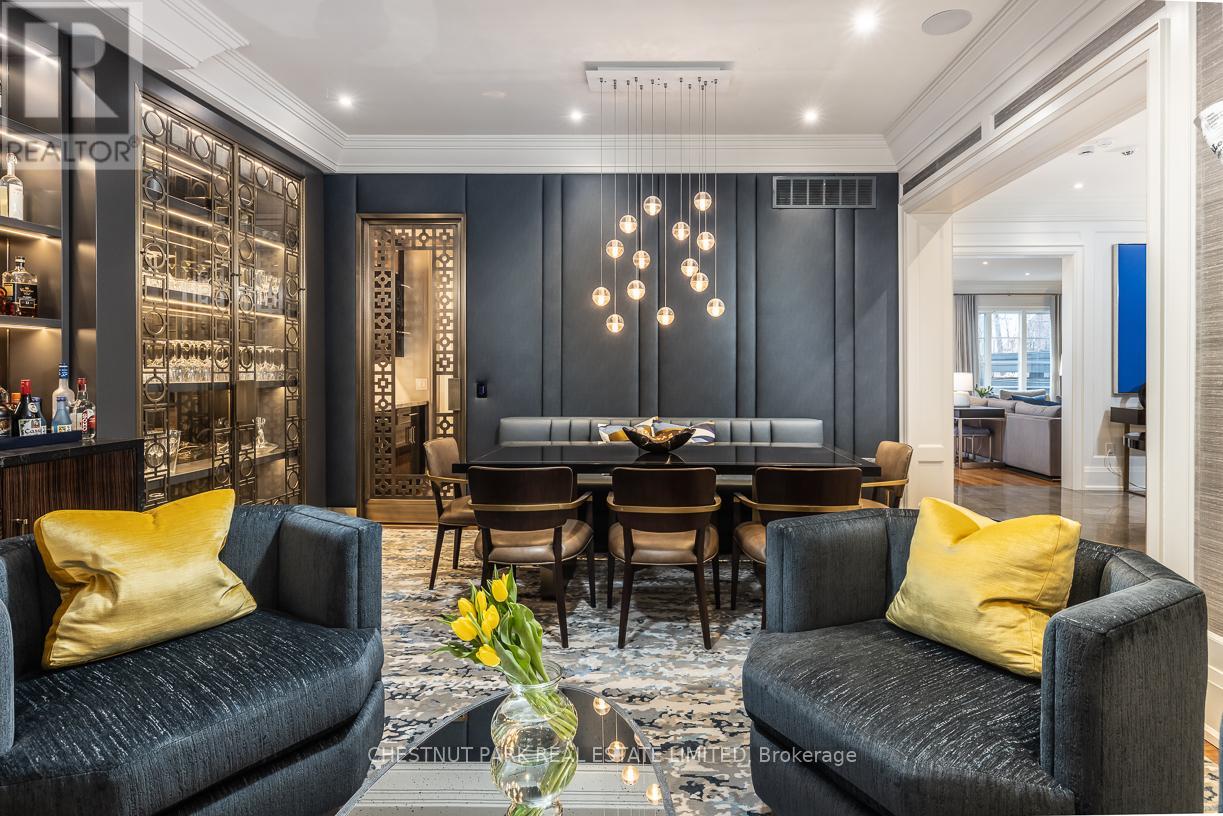 9 Dewbourne Avenue, Toronto, Ontario M5P 1Z1 - Photo 8 - C12992952