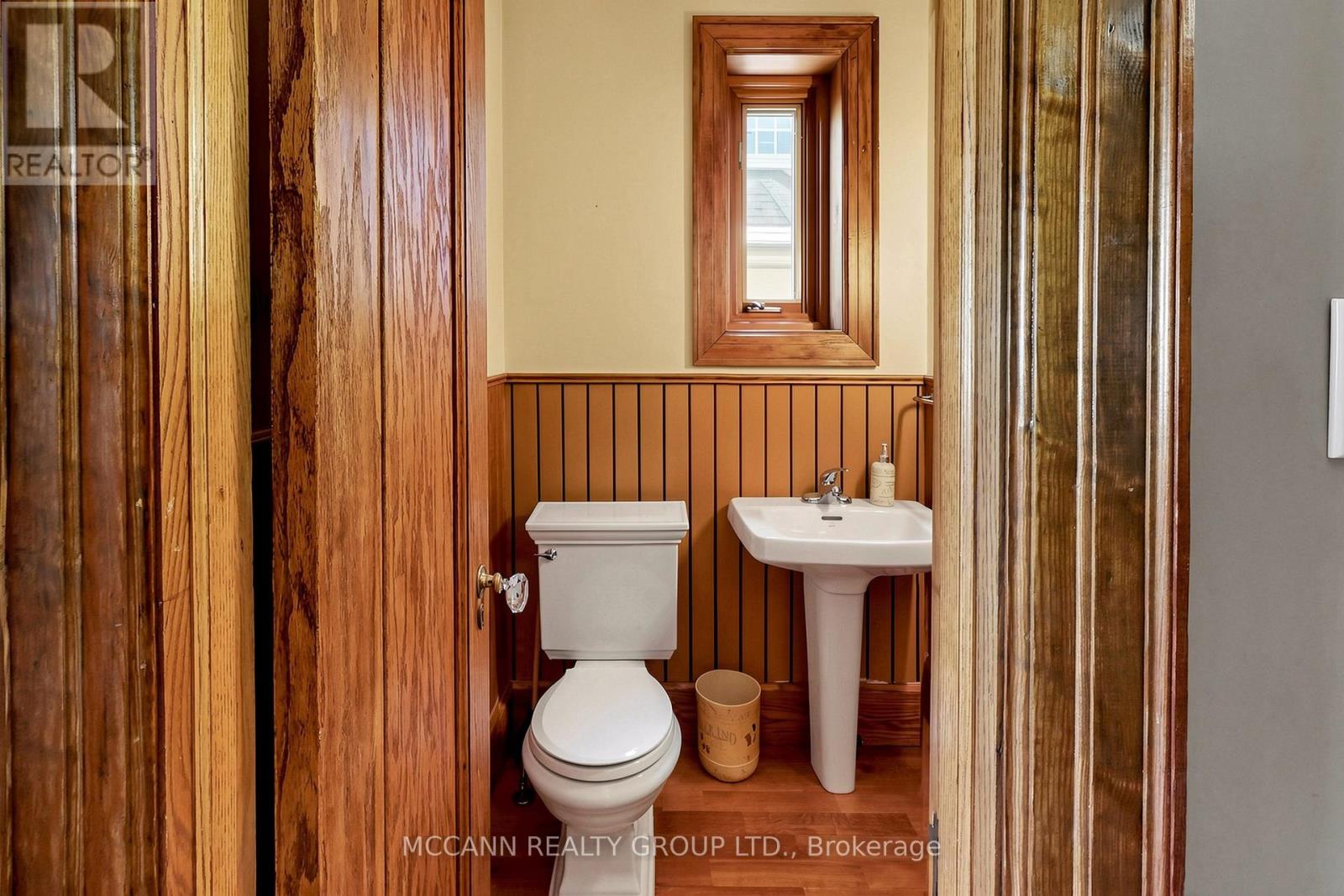 252 Sheldrake Boulevard, Toronto, Ontario  M4P 2B6 - Photo 16 - C12992980