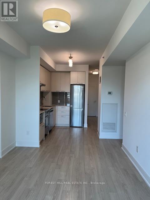 401 - 310 Tweedsmuir Avenue, Toronto, Ontario  M5P 2Y2 - Photo 14 - C12993016