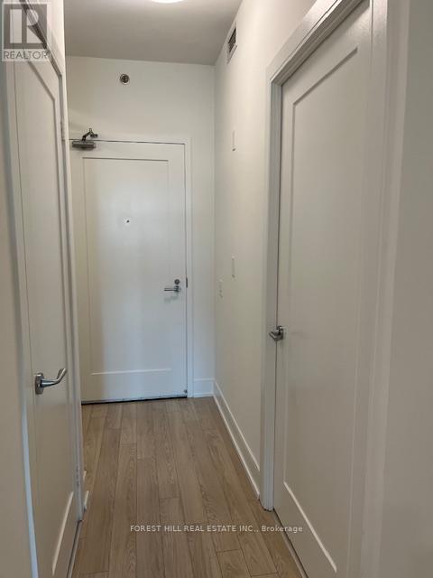 401 - 310 Tweedsmuir Avenue, Toronto, Ontario  M5P 2Y2 - Photo 5 - C12993016