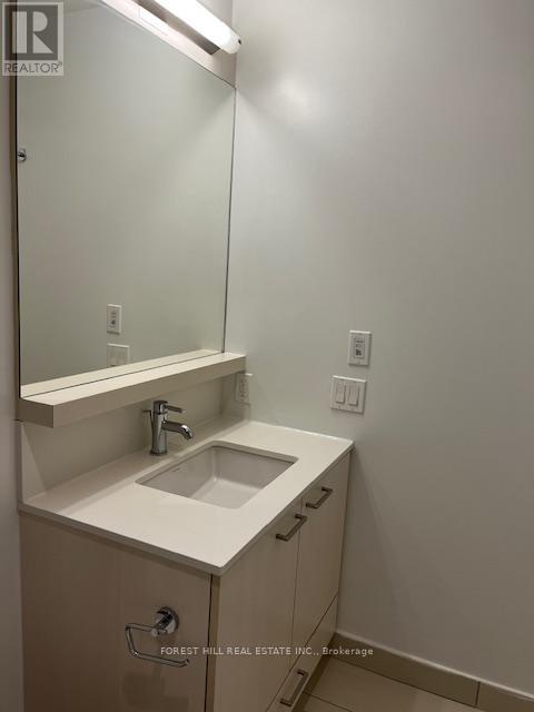 401 - 310 Tweedsmuir Avenue, Toronto, Ontario  M5P 2Y2 - Photo 7 - C12993016