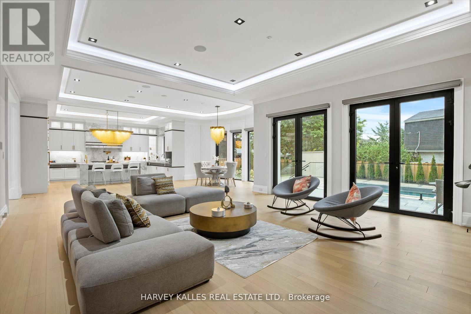 1 Silvergrove Road, Toronto, Ontario  M2L 2N5 - Photo 17 - C12993048