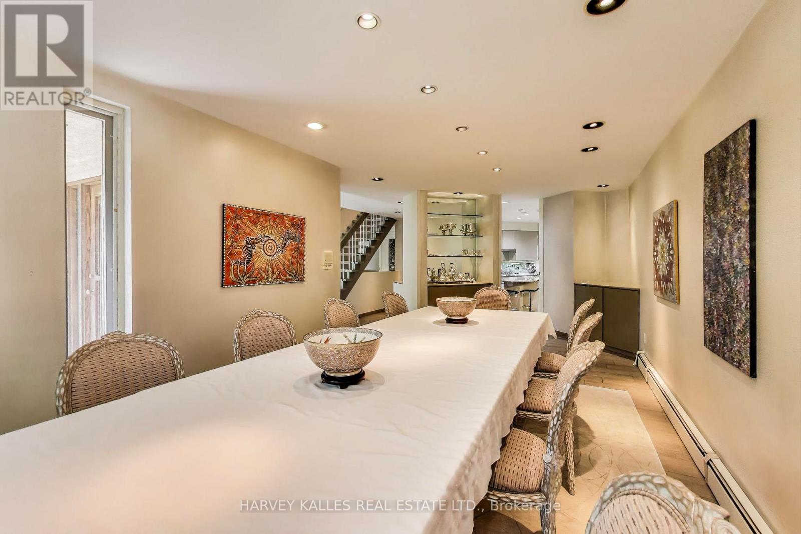 103 Vesta Drive, Toronto, Ontario M5P 2Z8 - Photo 13 - C12993056