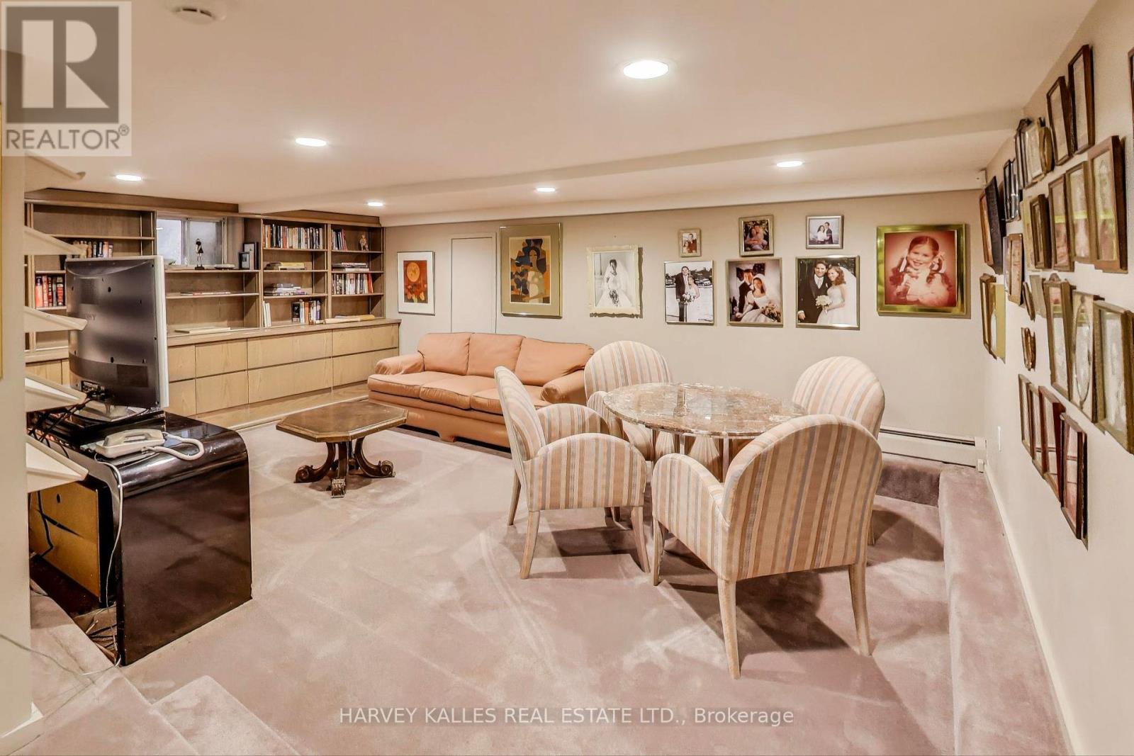 103 Vesta Drive, Toronto, Ontario M5P 2Z8 - Photo 35 - C12993056